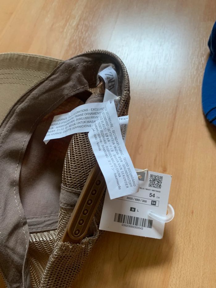 Lot de deux casquettes taille 54 - photo numéro 4