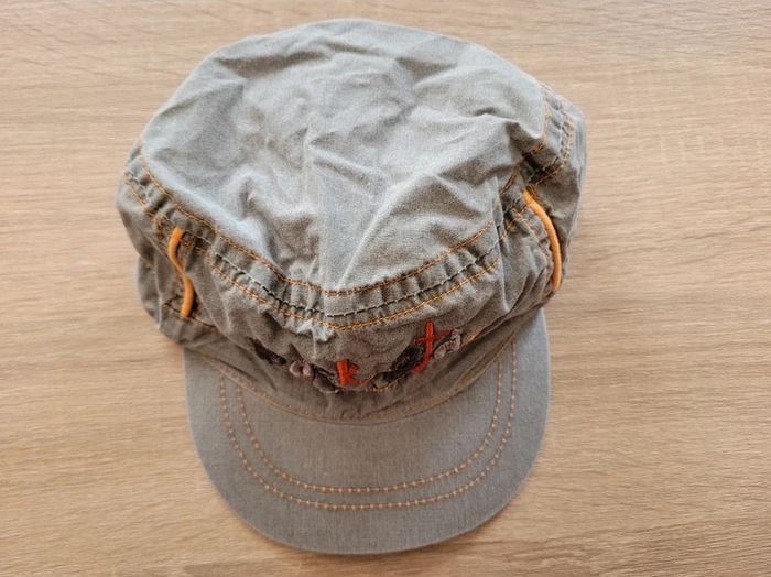 Casquette garçon en 3/6 mois - photo numéro 2