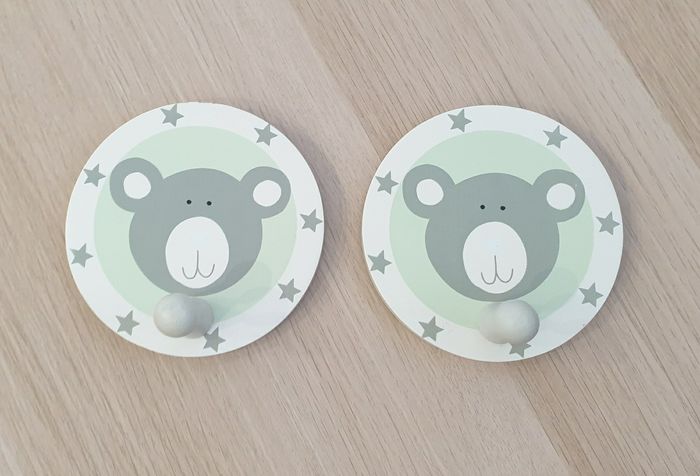 Lot de 2 patères en bois