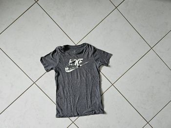 T-shirt MC garçon Nike 12 ans u33