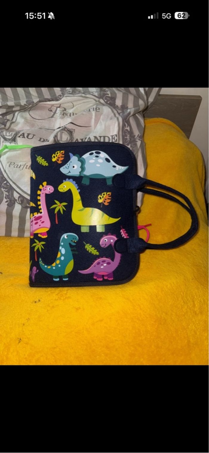 Livre d’activité - photo numéro 2