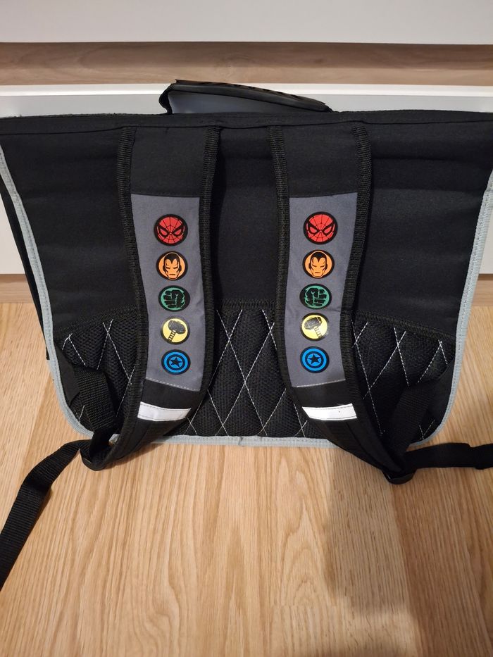 Cartable avengers - photo numéro 4