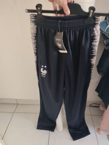 #kytie14ansgarcon. Jogging taille 14 ans