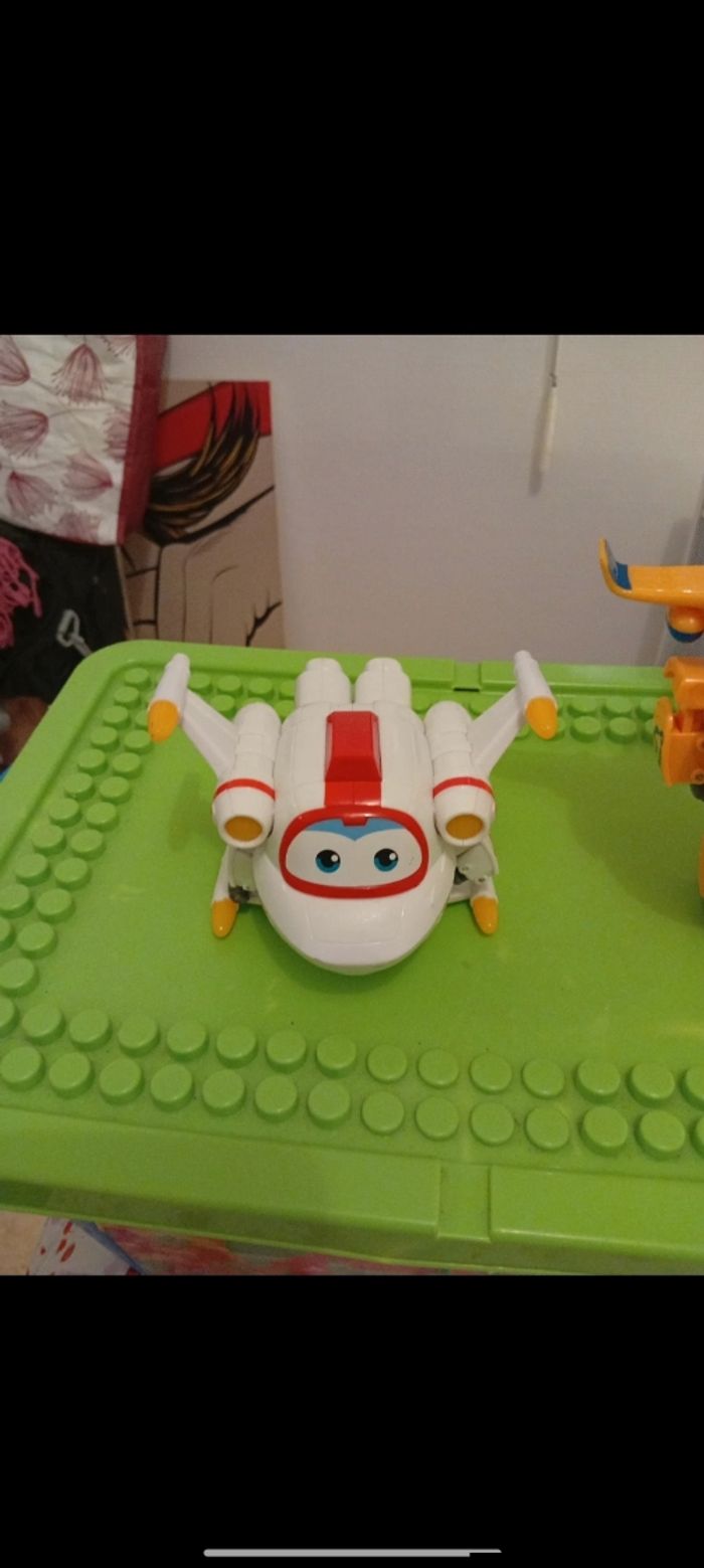 Lot de 2 figurines super wings - photo numéro 3