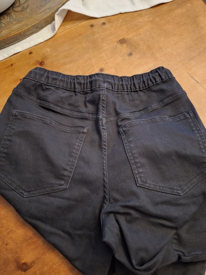 Pantalon.cargo noir - photo numéro 6