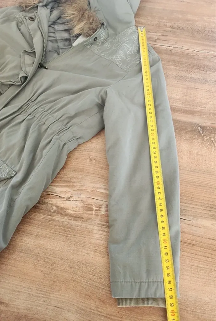 manteau capuche fourrure veste kaki vert Creeks taille 10 ans excellent état - photo numéro 6