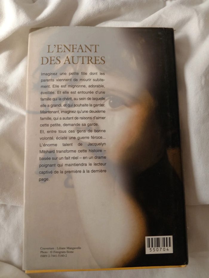 Livre L enfant de des autres - photo numéro 2