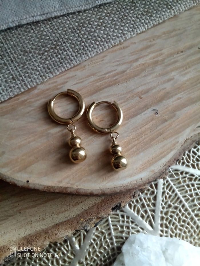 Petites créoles amulettes en acier inoxydable