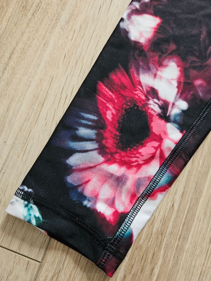 Legging de sport neuf taille S - photo numéro 2