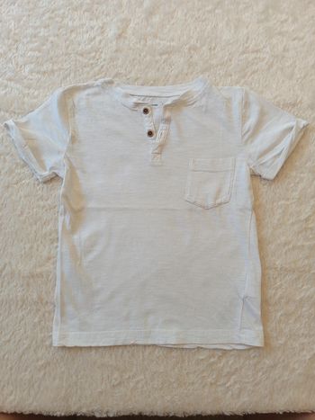 T-shirt manches courtes col tunisien Kids by Gémo en 6 ans