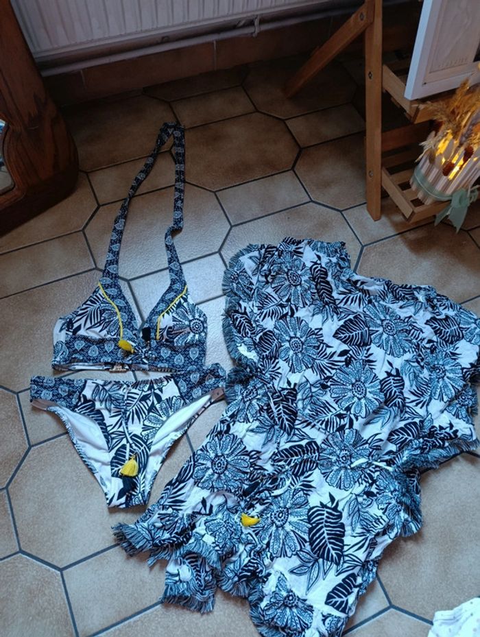 Ensemble bain rouge gorge