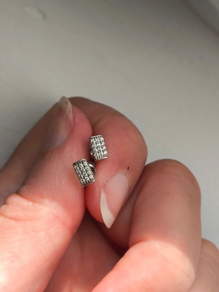 Boucle d'oreille en or blanc - photo numéro 2