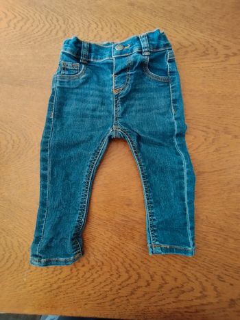 Jean 6 mois