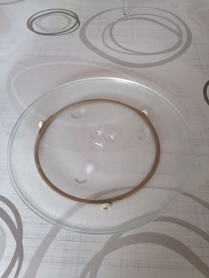 Plateau micro ondes de 31 cm de diamètre