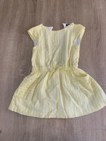 Robe 4 ans