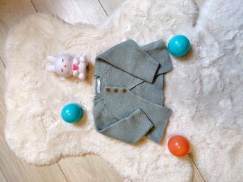 Gilet en maille – 3 mois