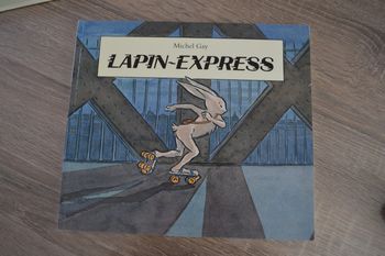 Livre école des loisirs Lapin Express