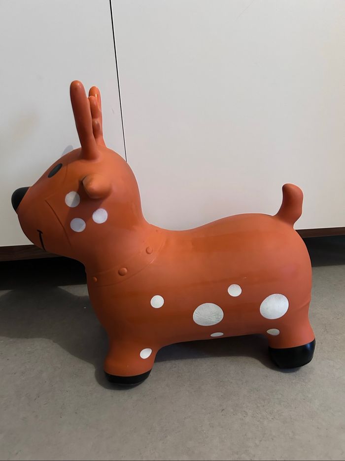 Cerf sauteur