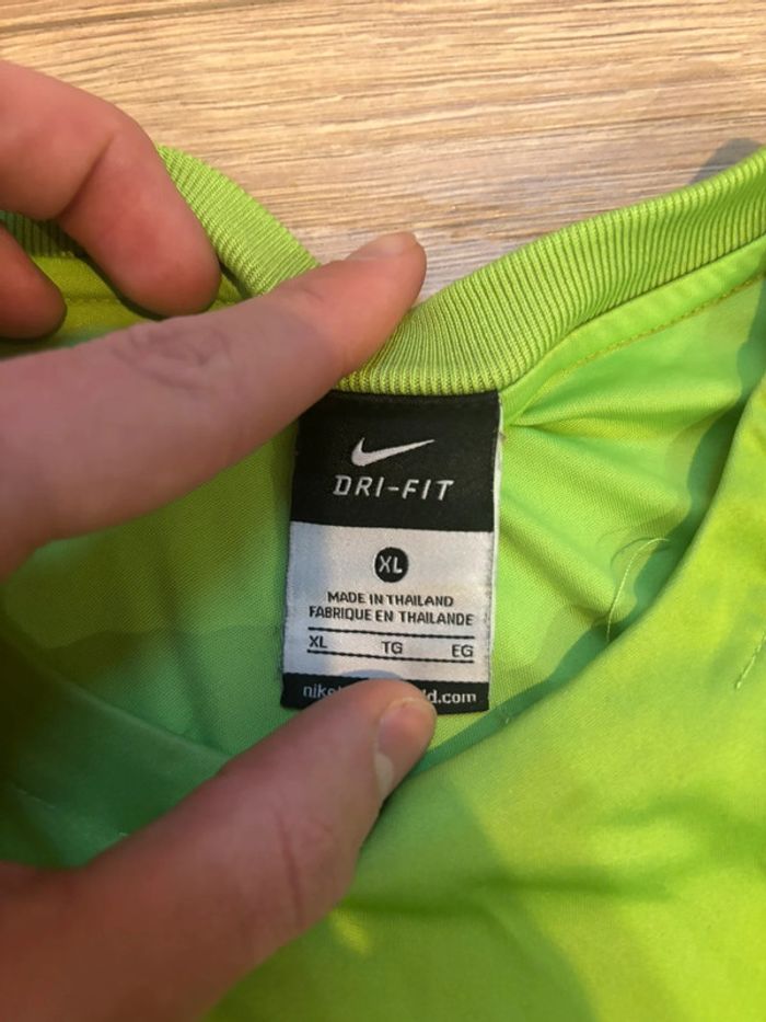 Tee-shirt manche longue Nike - photo numéro 3