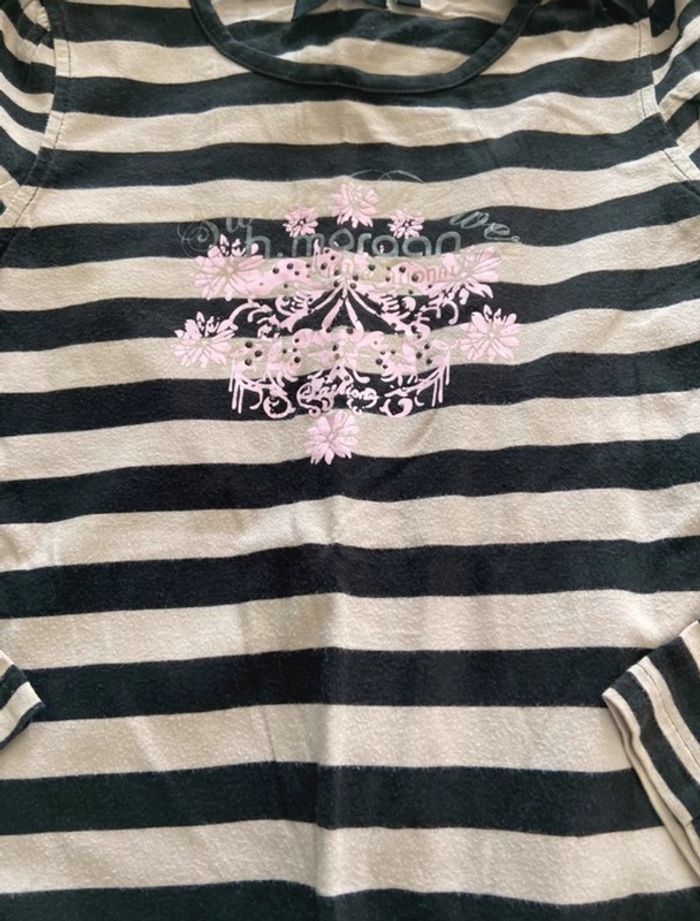 Lot pull et tee-shirts 12 ans - photo numéro 2