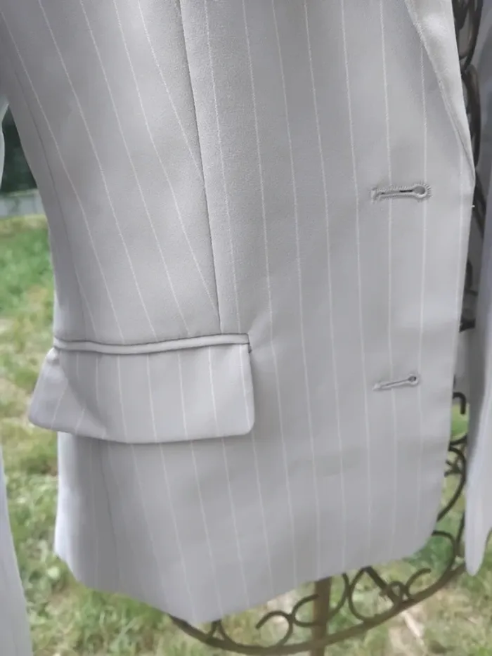 Veste de tailleur - photo numéro 4