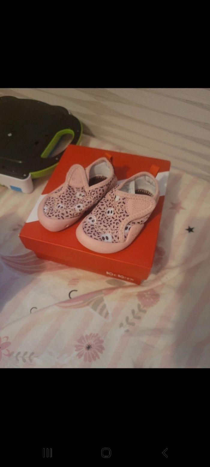 Chaussons decathlon rose