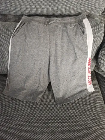 Short garçon taille 12 ans