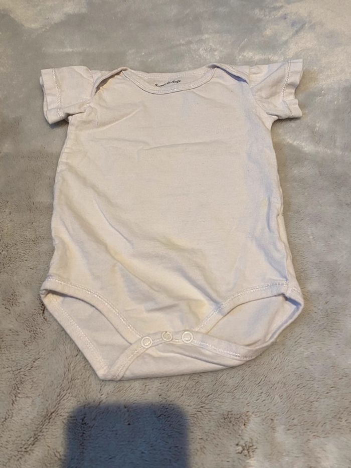 Lot de 7 bodies manches courtes 6 mois - photo numéro 3