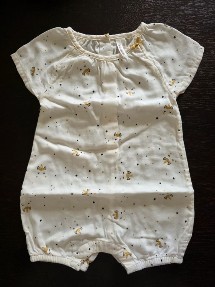 Combi short en 9 mois ( 71 cm)