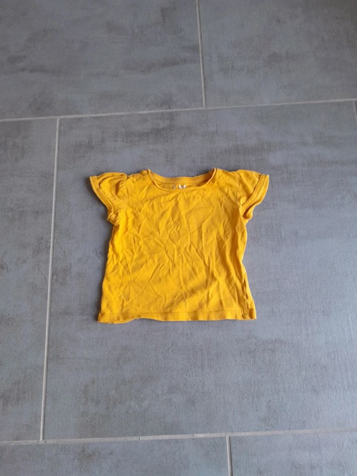 T shirt jaune moutarde 3 ans