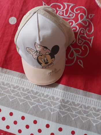 Casquette minnie bon état 0-6mais