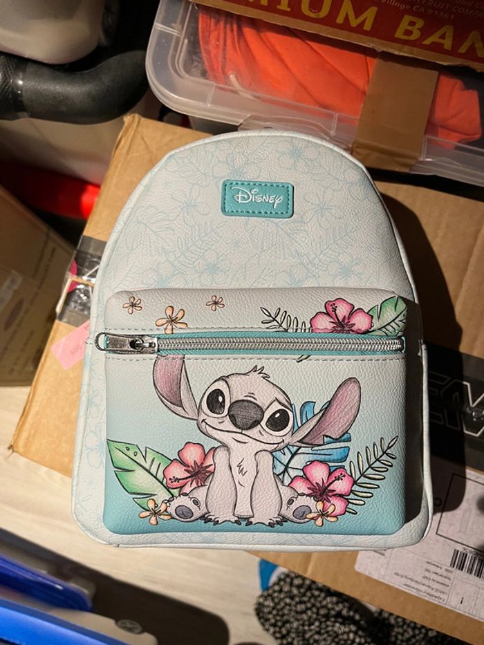 Loungefly Stitch Aloha mini backpack NEUF
