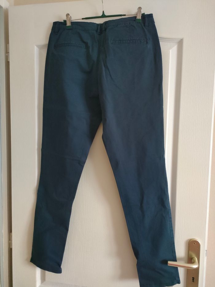 Pantalon femme taille 42 en très bon état - photo numéro 2