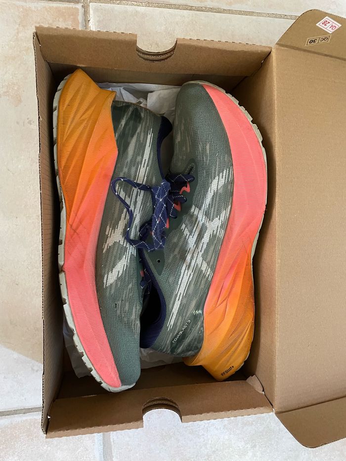 Asics novablast 3 taille 40