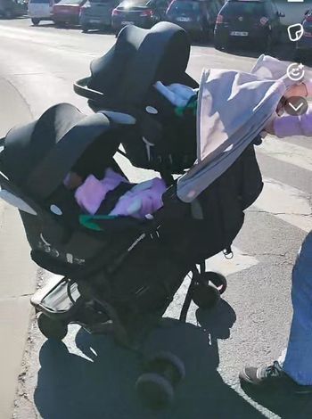 Poussette double Moutain buggy Nano Duo et ses accessoires 