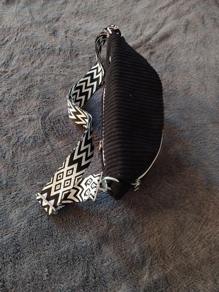 Sac banane velours noir - photo numéro 2