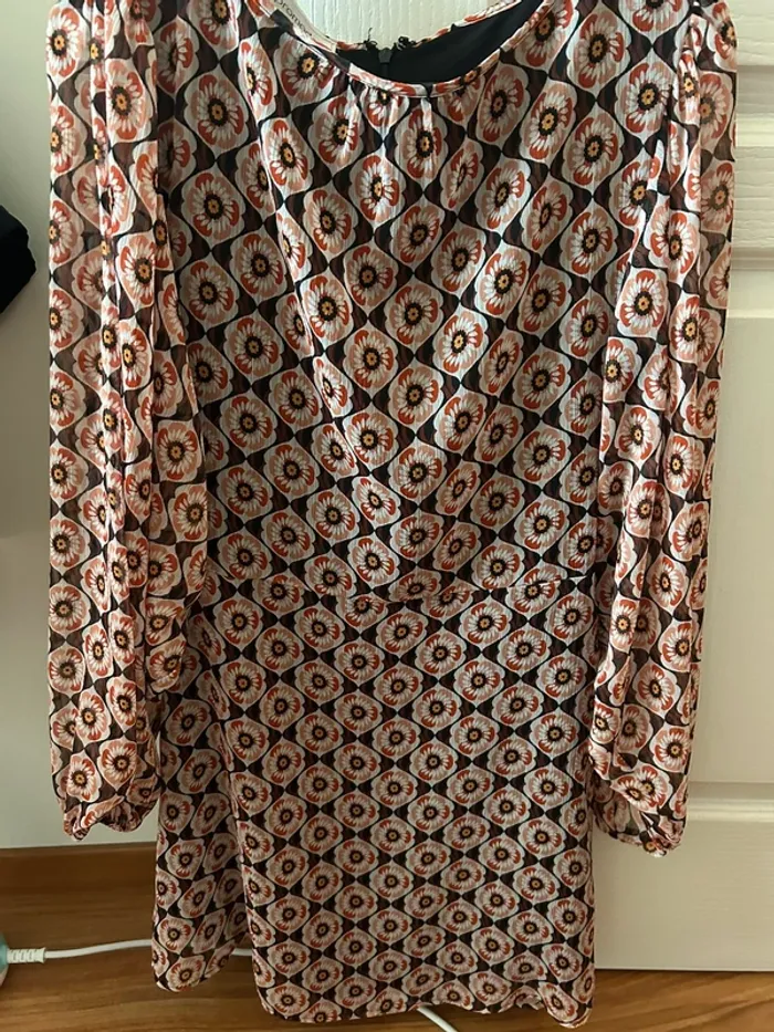 Robe orange rétro