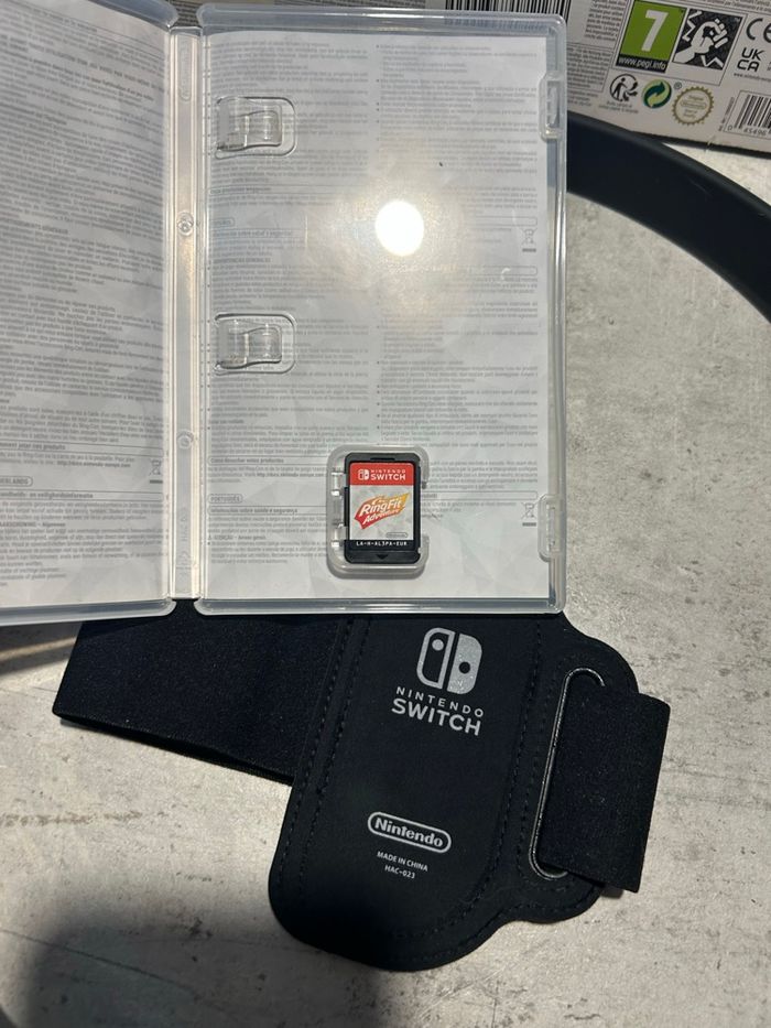 Coffret Nintendo switch Ring Fit aventure - photo numéro 3