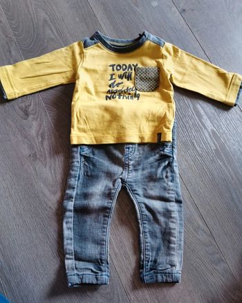 Ensemble bébé garçon 2/4 mois comme neuf