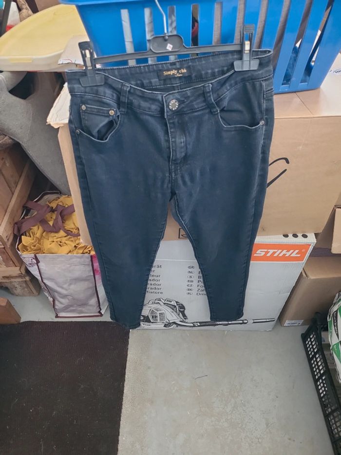 Pantalon noir clair