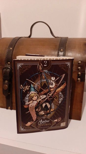 Manga L'atelier des sorciers jaquette alternative réversible tome 2
