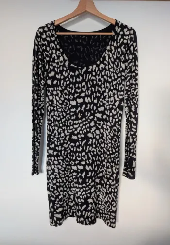 Robe motifs léopards