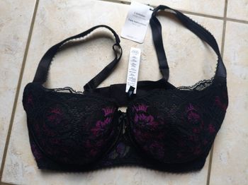 Soutien gorge neuf Aubade 85 F noir et violet