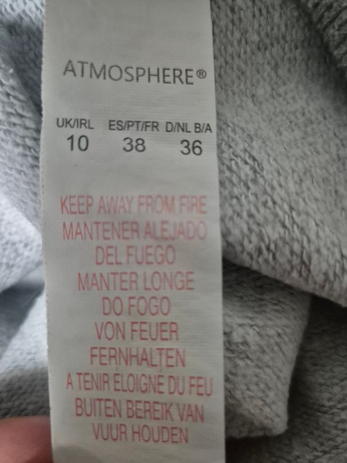 Sweat a capuche - photo numéro 4