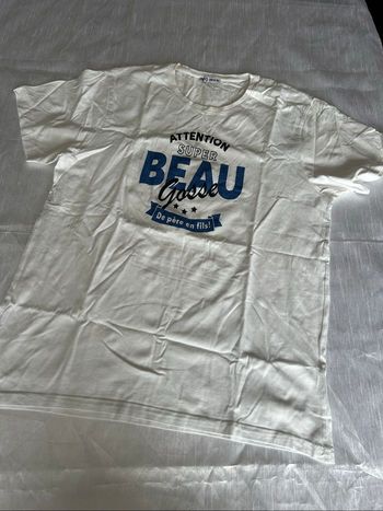 Haut blanc « beau gosse de père en fils… »