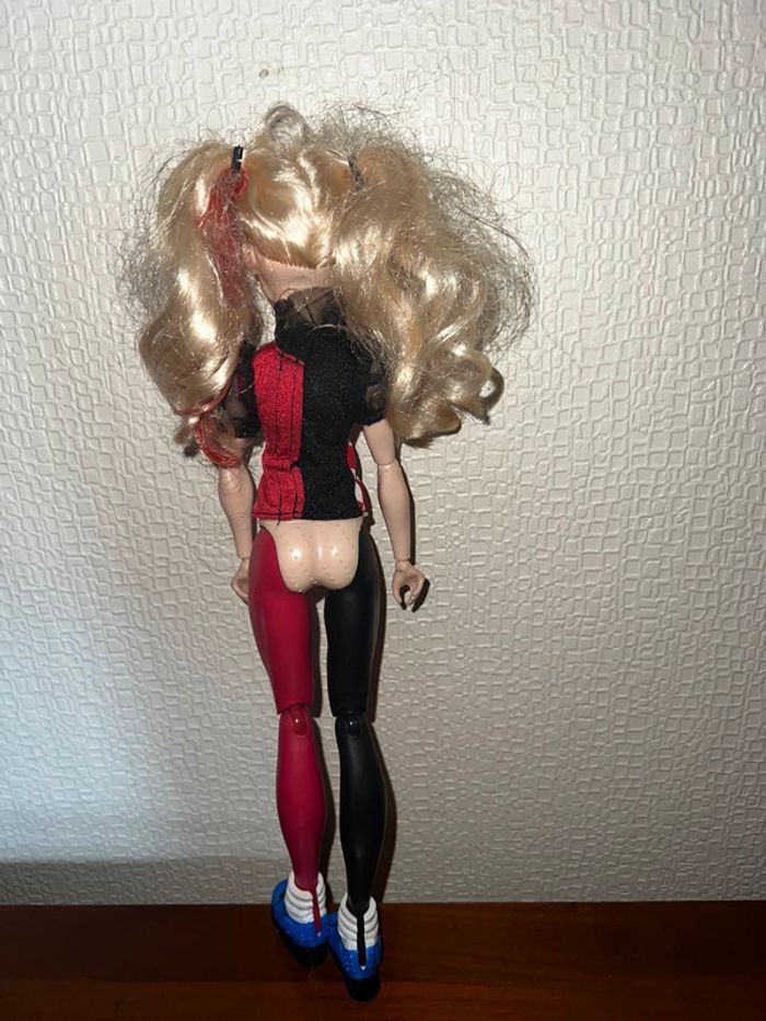 Poupée Harley Quinn - photo numéro 2