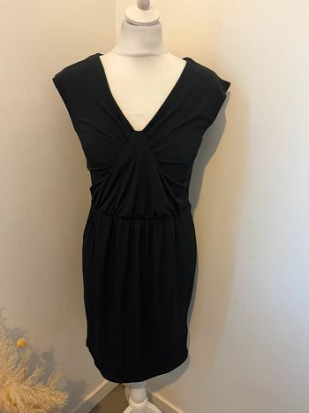 Robe noire cintrée Manoukian S comme neuve