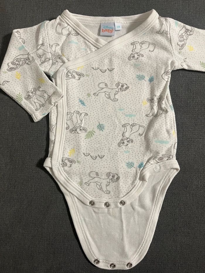 Body le roi lion 6 mois - photo numéro 2