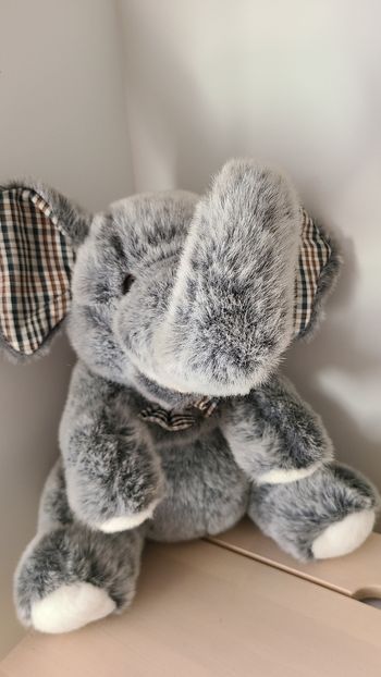 Peluche éléphant
