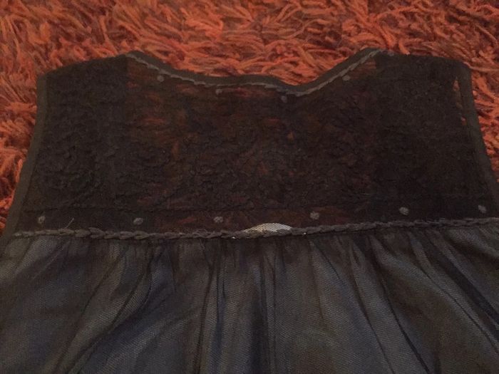 Tunique noir fleurs dentelle - photo numéro 3